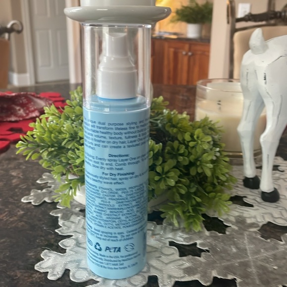 HEALIUM, Layer One Dual Purpose Pre and Post style Body Enhancer, 6 oz, new - Picture 2 of 2